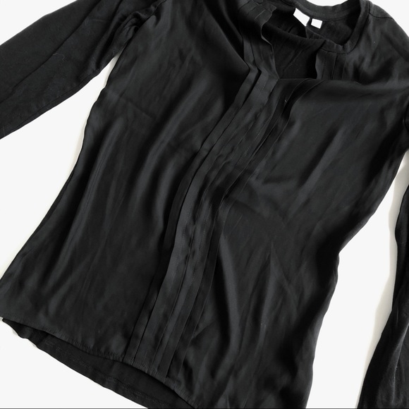 TWIK XS Black Long Sleeve Mixed Fabric Pleated Top - Picture 7 of 15